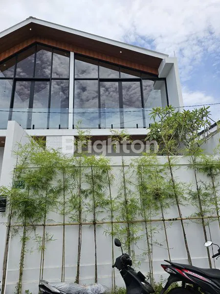 image VILLA MODERN MINIMALIS DI AREA PANTAI KEDUNGU (1)