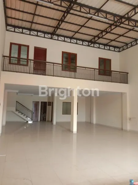 RUK0 2 LANTAI HASYIM ASHARI CIPONDOH TANGERANG LETAK SANGAT BAGUS DAN STRATEGIS DEKAT MALL DAN PERUMAHAN