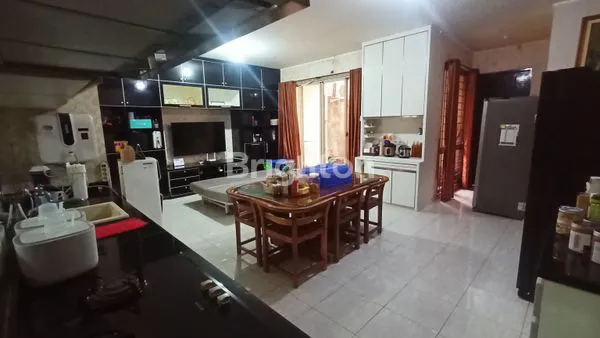 image RUMAH 2,5 LANTAI FORESTA NATURALE BSD CITY TANGERANG  (5)