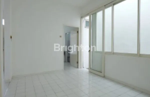 image RUMAH SIAP HUNI FULL FURNISH DI ARAYA MALANG (4)