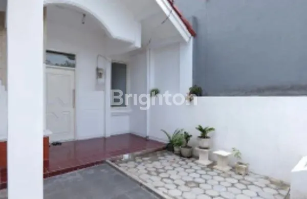 image RUMAH SIAP HUNI FULL FURNISH DI ARAYA MALANG (3)