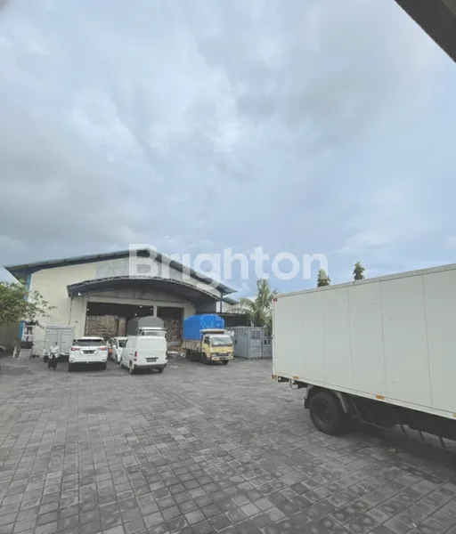 image GUDANG 15 ARE DI ATAS TANAH 34 ARE DI JALUR EMAS BALI TIMUR — SIAP JADI PUSAT DISTRIBUSI (1)