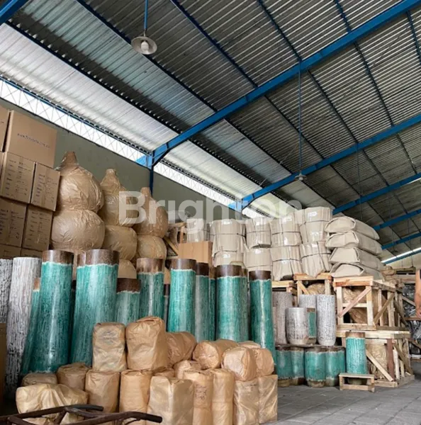 image GUDANG 15 ARE DI ATAS TANAH 34 ARE DI JALUR EMAS BALI TIMUR — SIAP JADI PUSAT DISTRIBUSI (3)