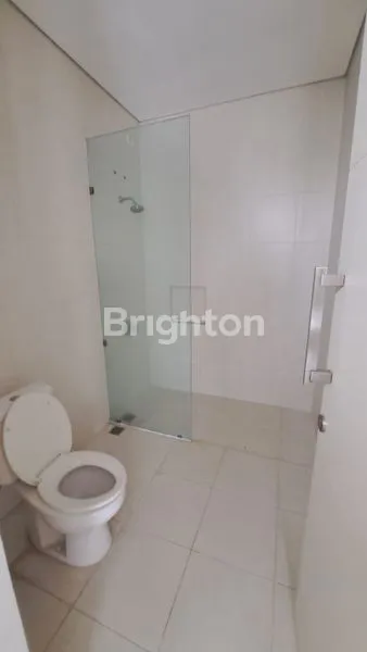 image RUMAH KOMERSIAL STRATEGIS CITRALAND, COCOK UNTUK KANTOR & BISNIS (8)