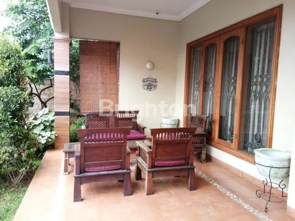 image RUMAH MEWAH SIAP HUNI, LT 600M² DI KAWASAN ELITE (7)