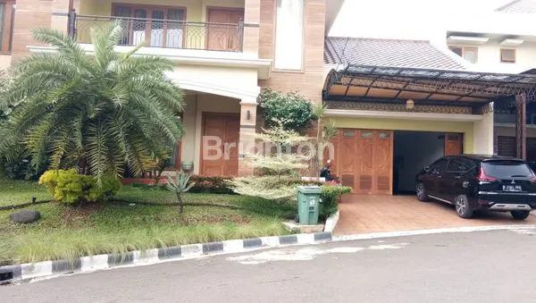 image RUMAH MEWAH SIAP HUNI, LT 600M² DI KAWASAN ELITE (8)