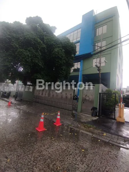 image GEDUNG KANTOR STRATEGIS, LT 1000M² DI KEDOYA (1)