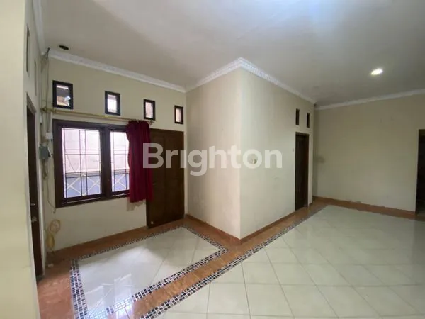 image SEGERA MILIKI RUMAH STRATEGIS TENGAH KOTA SEMARANG  (4)