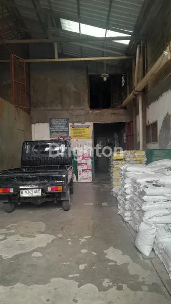 image DI JUAL GUDANG COCOK UNTUK TEMPAT USAHA DI LOKASI SANGAT STRATEGIS DAN RAMAI DI CIPUTAT (2)