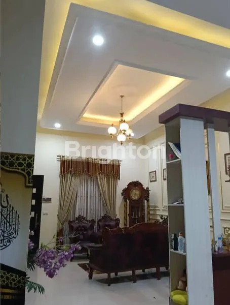 image RUMAH MEWAH TINGKAT 2 TENGAH KOTA DEKAT RUMAH SAKIT DIRGAHAYU (4)