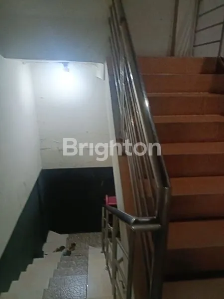 image RUKO SUNTER LOKASI PREMIUM.COCOK UNTUK USAHA & TEMPAT TINGGAL. (6)