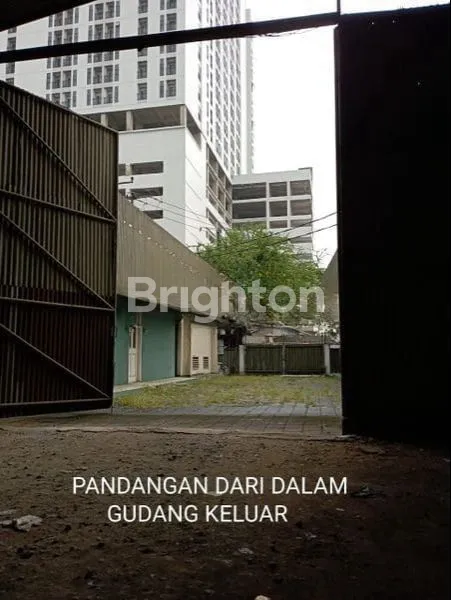 image GUDANG STRATEGIS, DEKAT GRAHA RAYA (1)