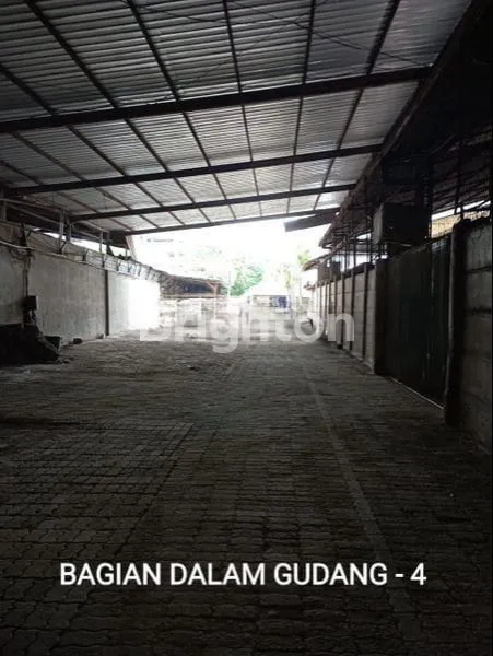 image GUDANG STRATEGIS, DEKAT GRAHA RAYA (6)