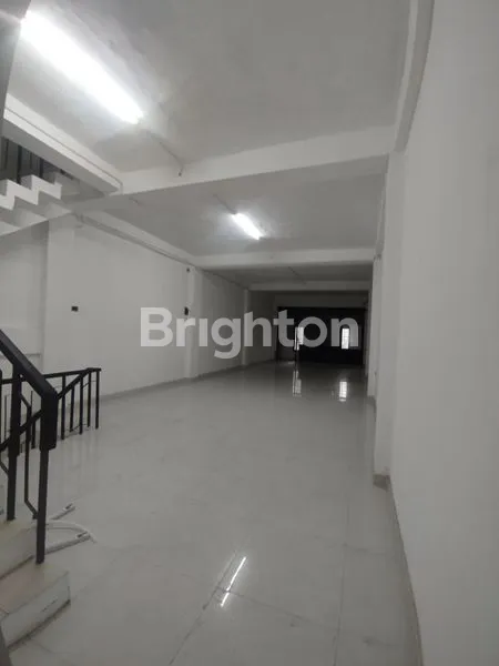 image RUKO KEDOYA RAYA 3 LANTAI COCOK BUAT CAFE (3)