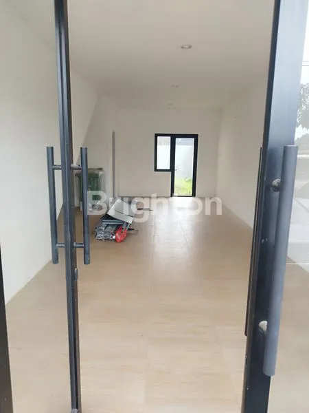 image RUKO STRATEGIS DI CENDANA HIVE, 2 LANTAI, LUAS 160M² (2)