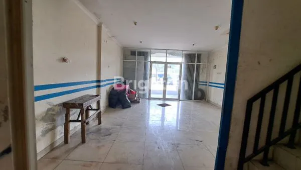 image RUKO STRATEGIS DI IFOLIA, 3 LANTAI LT 100M² (4)