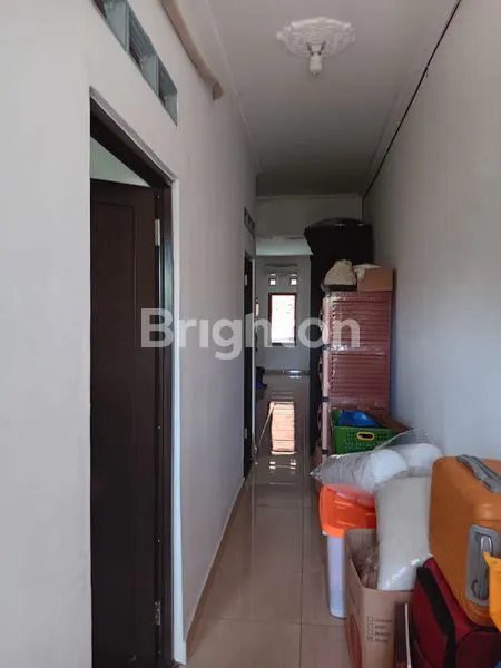 image RUMAH RAPI SIAP HUNI TANPA HARUS RENOVASI DI GRIYA KENCANA 2 CILEDUG, DEKAT DENGAN AKSES FASILITAS UMUM TRANSPORTASI, RUMAH SAKIT, SEKOLAH , MALL  DLL (3)