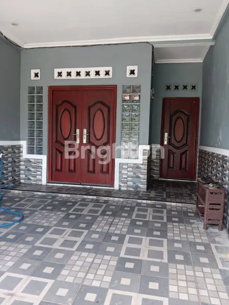 image RUMAH RAPI SIAP HUNI TANPA HARUS RENOVASI DI GRIYA KENCANA 2 CILEDUG, DEKAT DENGAN AKSES FASILITAS UMUM TRANSPORTASI, RUMAH SAKIT, SEKOLAH , MALL  DLL (8)