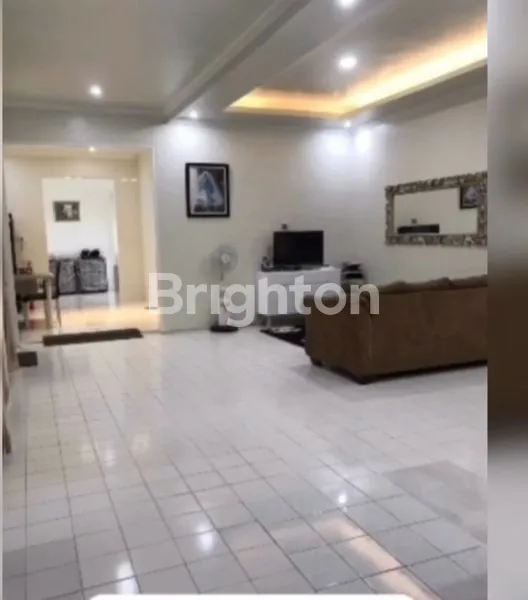 image RUMAH LUAS 553 M² SHM SIAP HUNI DI BALIKPAPAN (4)