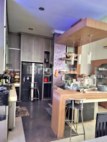 image DIJUAL RUMAH MEWAH & ELEGAN PERMATA HIJAU 2 – KEBAYORAN LAMA, JAKARTA SELATAN (5)