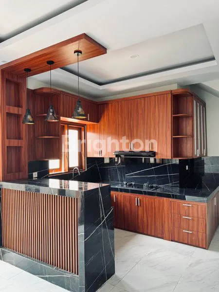 image DISEWAKAN VILLA MEWAH SANUR, LT 150M², 3 KT, KOLAM RENANG (2)