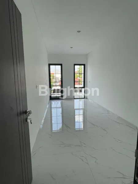 image  RUMAH BARU AMERICAN CLASSIC  WISMA MUKTI KLAMPIS SURABAYA TIMUR  (3)