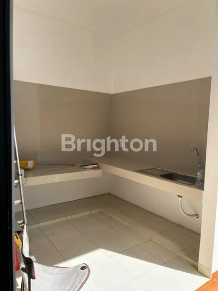 image  RUMAH BARU AMERICAN CLASSIC  WISMA MUKTI KLAMPIS SURABAYA TIMUR  (7)