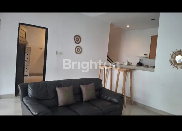 image FOR SALE VILLA 2 LANTAI 3 BR DI SEMER, KUTA UTARA (4)