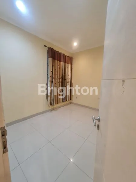 image RUMAH SIAP HUNI, FULL FURNISH 3+1 KT, HADAP SELATAN (4)