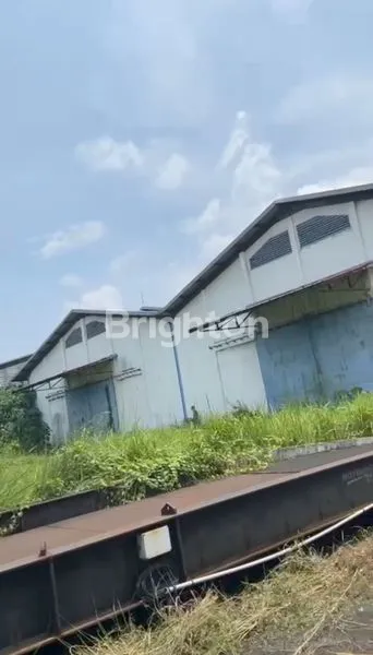 image GUDANG INDUSTRI STRATEGIS DI BY PASS KRIAN, AKSES KONTAINER (1)