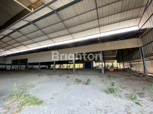 image GUDANG INDUSTRI STRATEGIS DI BY PASS KRIAN, AKSES KONTAINER (3)