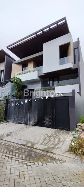 image [A4593] CITRALAND UTAMA RUMAH BARU MEWAH ONE GATE DEKAT UNIVERSITAS CIPUTRA, BUKIT GOLF INTERNATIONAL, WATERFRONT, SOMERSET, STONEGATE, DIAMOND HILL, GWALK, PAKUWON INDAH, WISATA BUKIT MAS (7)