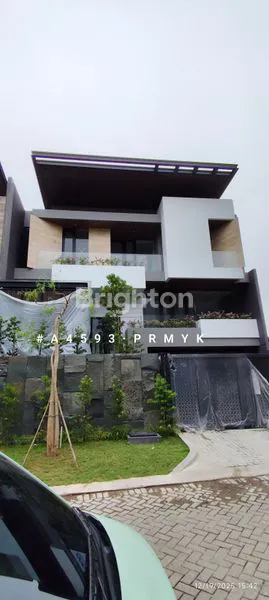 image [A4593] CITRALAND UTAMA RUMAH BARU MEWAH ONE GATE DEKAT UNIVERSITAS CIPUTRA, BUKIT GOLF INTERNATIONAL, WATERFRONT, SOMERSET, STONEGATE, DIAMOND HILL, GWALK, PAKUWON INDAH, WISATA BUKIT MAS (5)