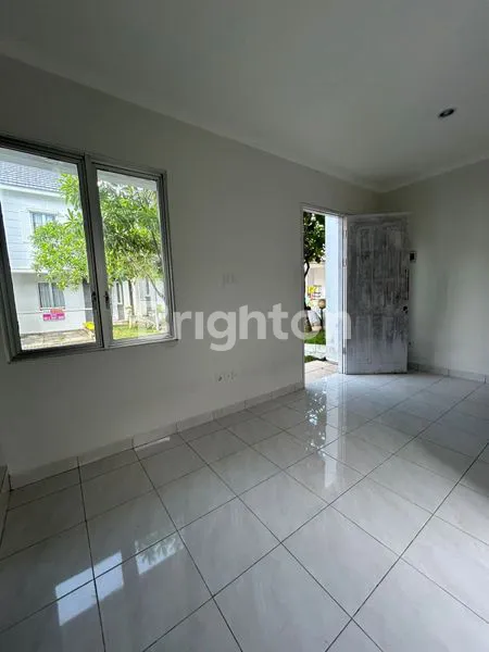 image DIJUAL / DISEWAKAN RUMAH CANTIK GRAND CITY (2)