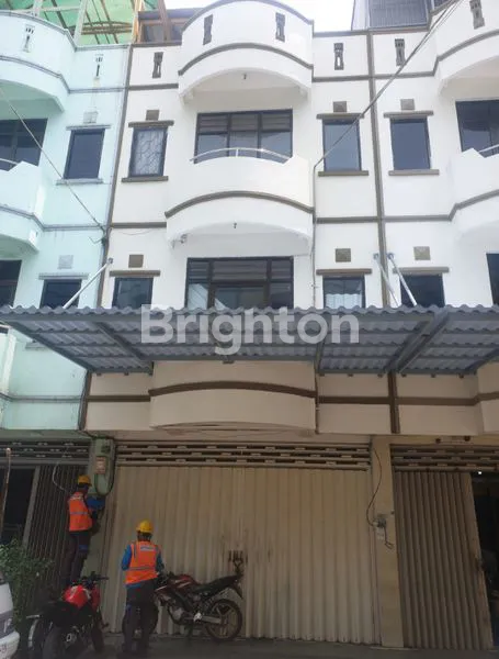 image RUKO STRATEGIS DI SURABAYA UTARA, 3.5 LANTAI, SHM (1)