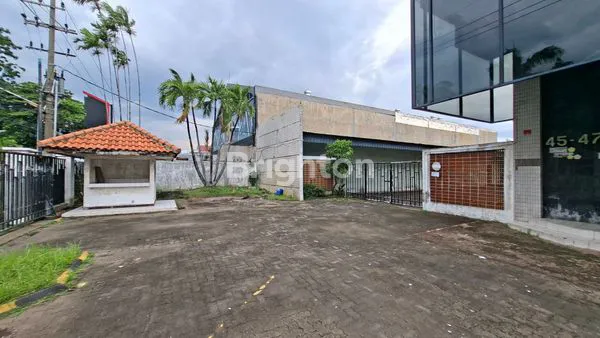 image DIJUAL GEDUNG PERKANTORAN RAYA KENDANGSARI (1)