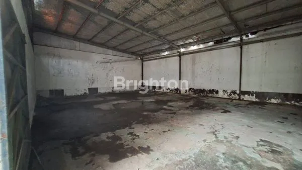 image DIJUAL GEDUNG PERKANTORAN RAYA KENDANGSARI (3)