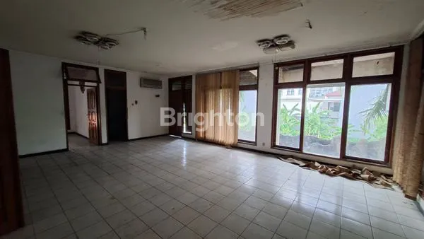 image DIJUAL GEDUNG PERKANTORAN RAYA KENDANGSARI (8)