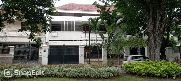 image RUMAH MEWAH 2,5 LANTAI DI DHARMAH HUSADA, LT 777M² (1)