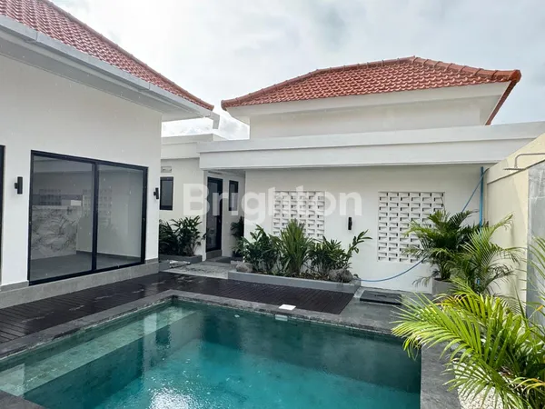 image DISEWAKAN UNIT VILLA BARU 2BR  DI BUMBAK, UMALAS (1)