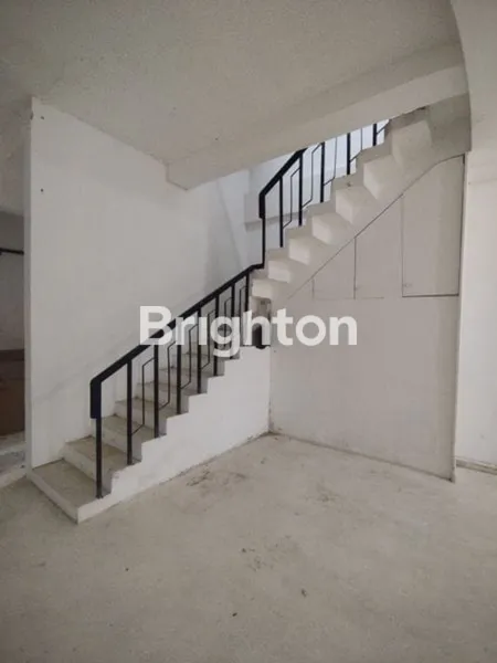 image RUKO JL PANJANG KEDOYA RAYA 3 LANTAI COCOK BUAT USAHA (2)