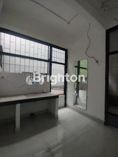 image RUKO JL PANJANG KEDOYA RAYA 3 LANTAI COCOK BUAT USAHA (4)