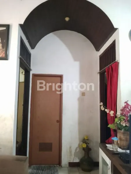 image RUMAH STRATEGIS 3KT SHM HARGA NEGO DI JAKSEL (4)