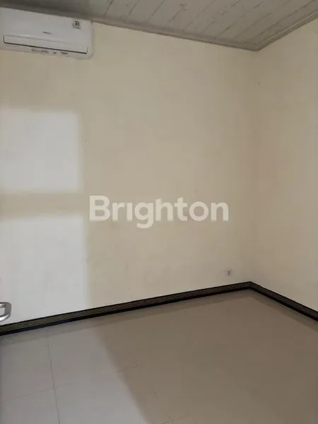 image DISEWAKAN RUMAH 2 LANTAI DI PANTAI MENTARI (3)