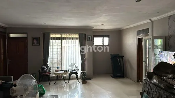 image RARE SIZE PROPERTY CILANDAK | LT 1.808 M² + RUMAH 2 LANTAI | INVESTASI STRATEGIS DI KAWASAN EKSKLUSIF (3)