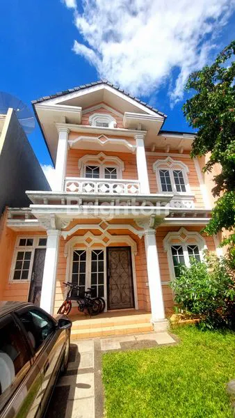 image RUMAH 2 LANTAI CLUSTER FLORIDA KOTA WISATA CIBUBUR (1)