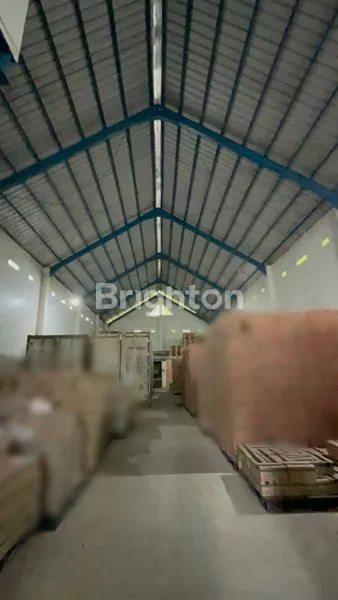 image GUDANG SIAP PAKAI DI AREA KOMPLEKS PERGUDANGAN TEUKU UMAR (1)