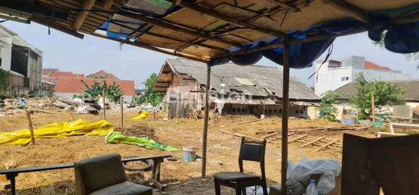 image TANAH STRATEGIS PINGGIR JALAN RAYA KAWASAN JAGAKARSA (2)