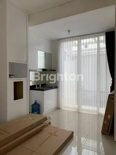 image RUMAH 2 LANTAI SEMI FURNISHED SIAP HUNI (5)