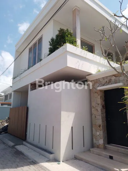 image VILLA MEWAH 2BR DI RENON, SIAP HUNI & FULL FURNISHED (1)